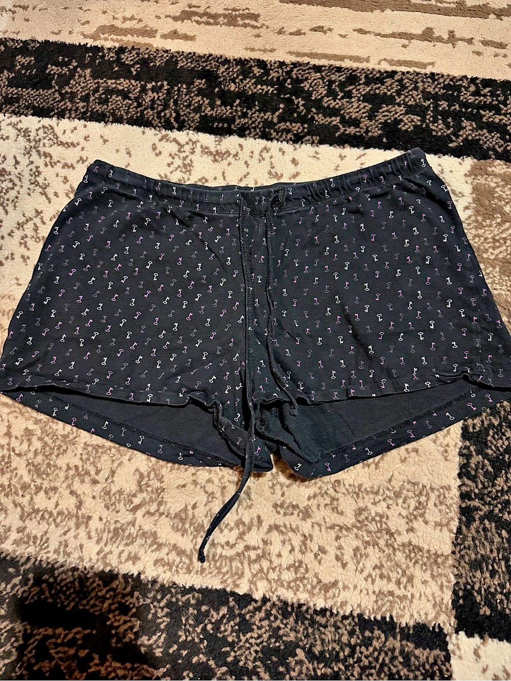 Women's black pj shorts shorts with keys designs